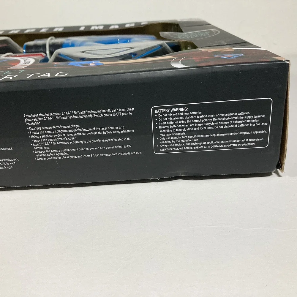 Sharper Image 2-Player Electronic Laser Tag Infrared Technology Lights Sound NIB